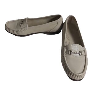 SAS Size 8.5 Tripad Comfort Beige Shoes